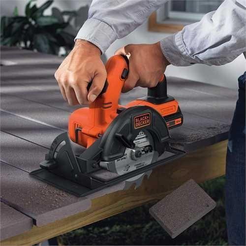 Serra Circular BLACK & DECKER BDCCS18N-XJ (Preto e Vermelho)