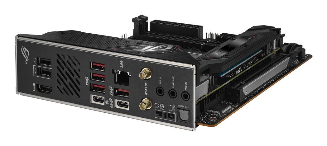 Motherboard ASUS ROG STRIX B650E-I GAMING WIFI (AM5 - AMD Ryzen 7 - mini-ITX - Preto) — miniatura 3