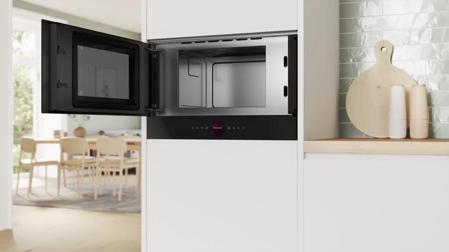 Micro-ondas Encastre BOSCH Serie 8 BFL7221B1 (Altura 31,8 cm - Preto)