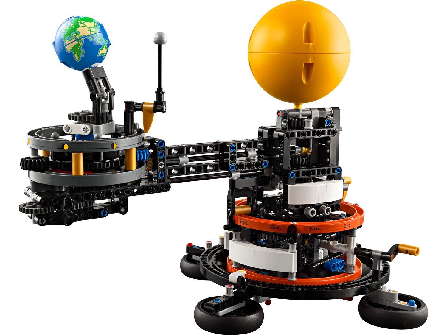 LEGO 42179 Technic Planeta Terra e Lua em Órbita (10+ anos - 526 peças)