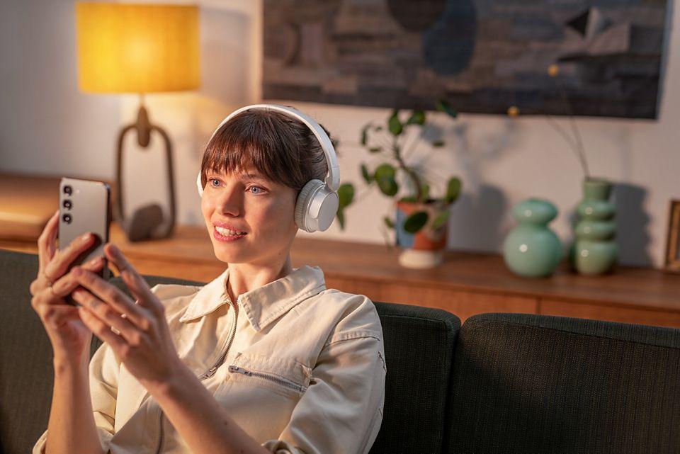 Auscultadores PHILIPS TAH3209WT/00 (Binaural - Sem fios - Supra-aural - Branco) — miniatura 2