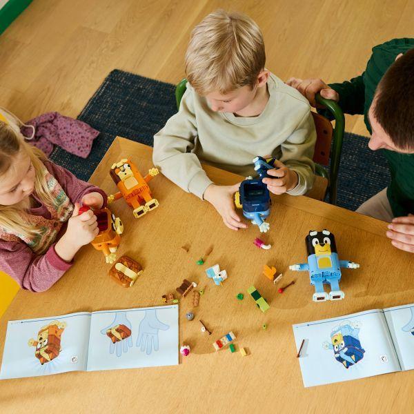 LEGO 11217 Bluey Família da Bluey Construída com Peças (5+ anos - 466 peças), miniatura 6