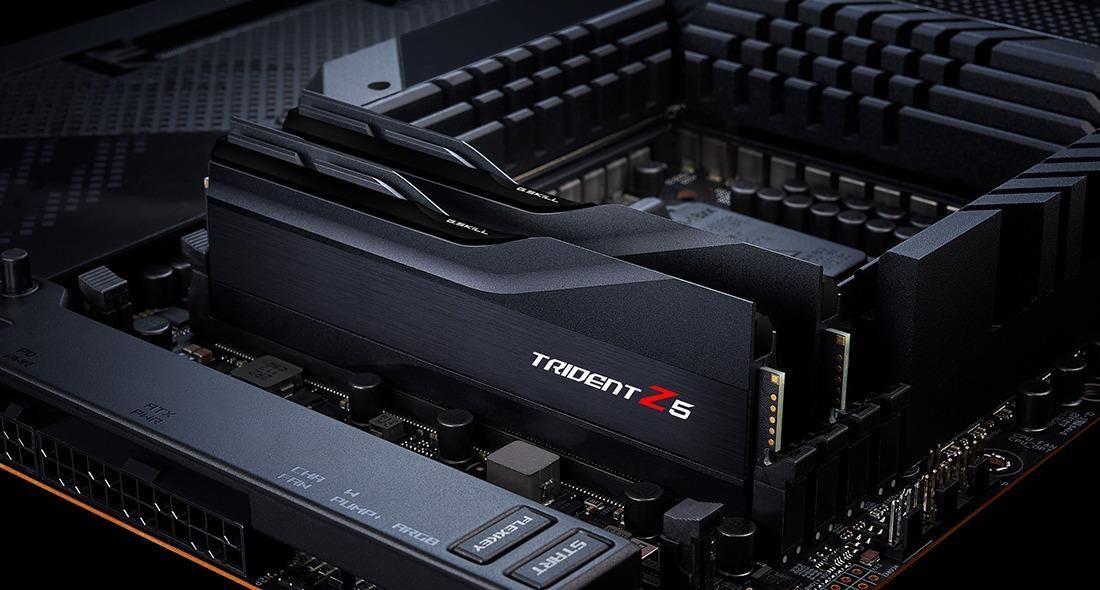 Memória RAM G.SKILL F5-6000J3040F16GX2-TZ5K (6000 MHz - 32 GB - DIMM)